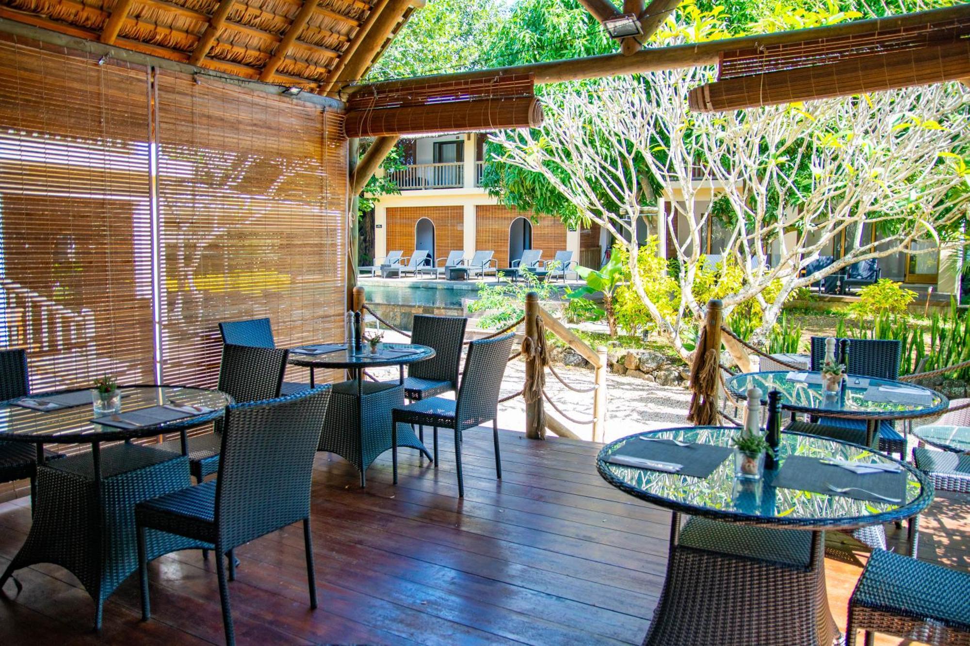 The Garden Lodge Pereybere - Piscine & Jardin Pereybere Beach Exterior photo