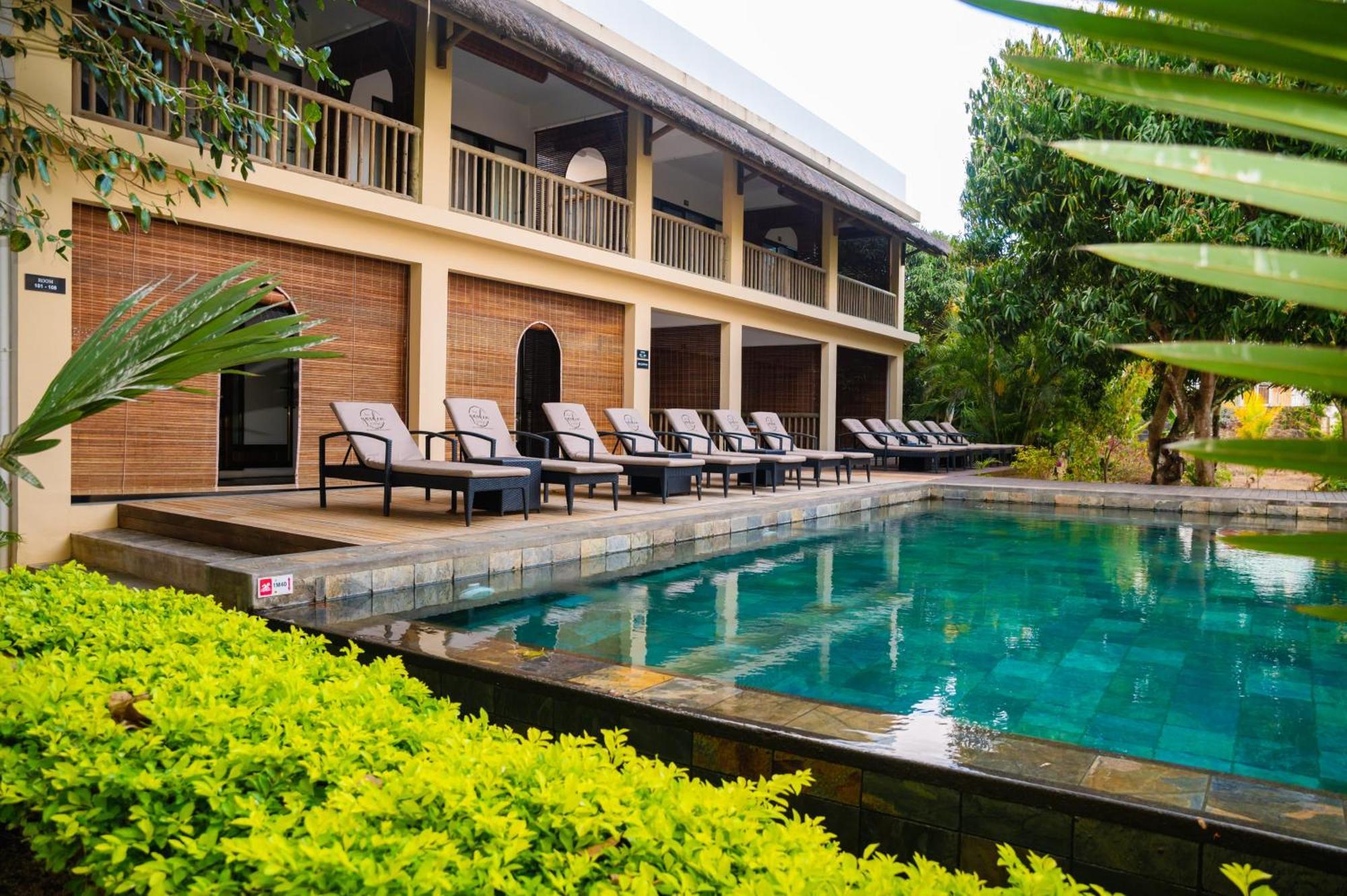 The Garden Lodge Pereybere - Piscine & Jardin Pereybere Beach Exterior photo